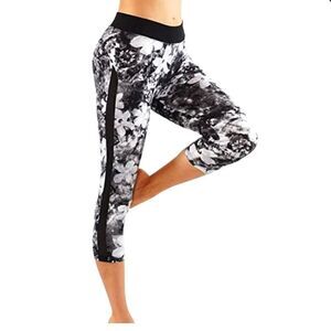 🔟"SHOSHO" Women's Capri Leggings Size L Black/White...SEE DESCRIPTION FOR SIZE